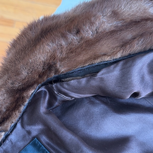 Henri Bendel Fur Mink Coat - Picture 10 of 10